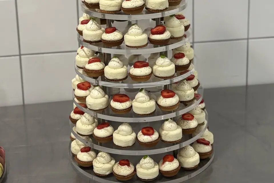 YQ Pâtisserie — photo 7