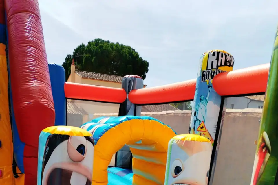 Lois Revest — photo 2