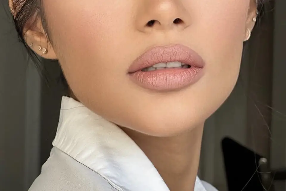 Rania - Maquilleuse — photo 2