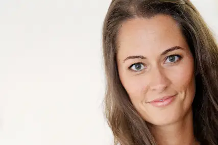 Emilie Lovicourt Make-Up Artist — photo 3