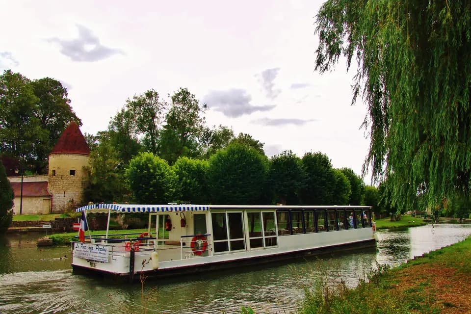 Le Port Aux Perches — photo 3