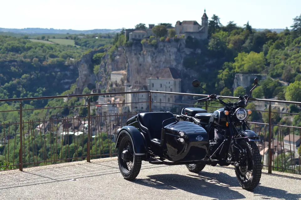 French Retro Ride — photo 7