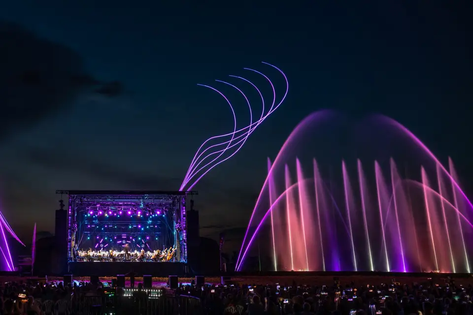 Diffuse Show — photo 1