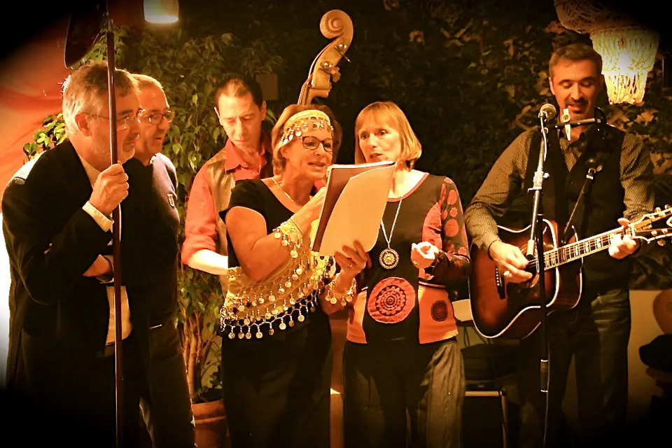 Les Happy Hour — photo 1