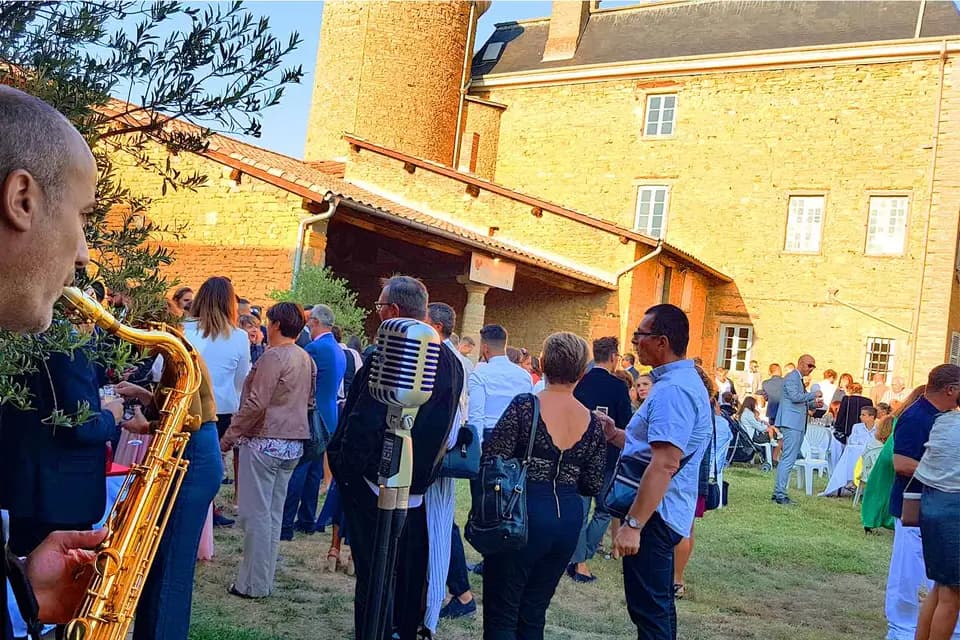 Dom DJ-Saxophoniste-Chanteur — photo 5