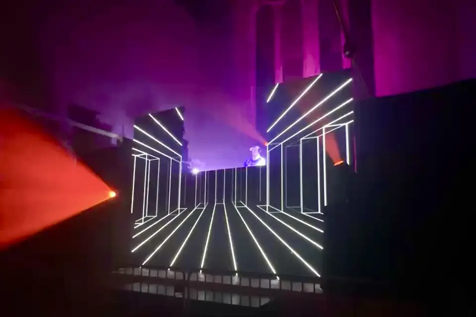 Sy4 Tech — photo 1