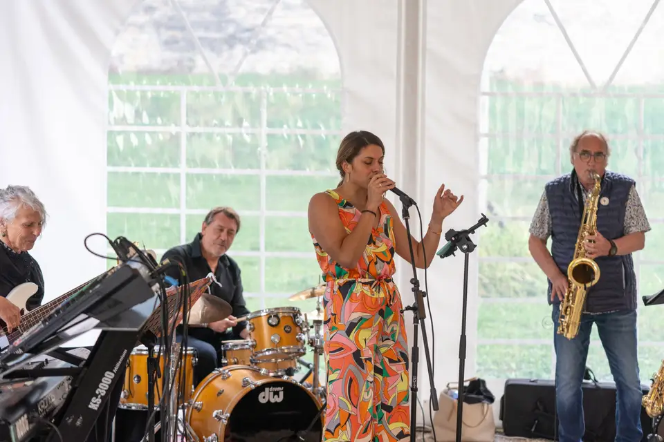 So Jazzy — photo 6