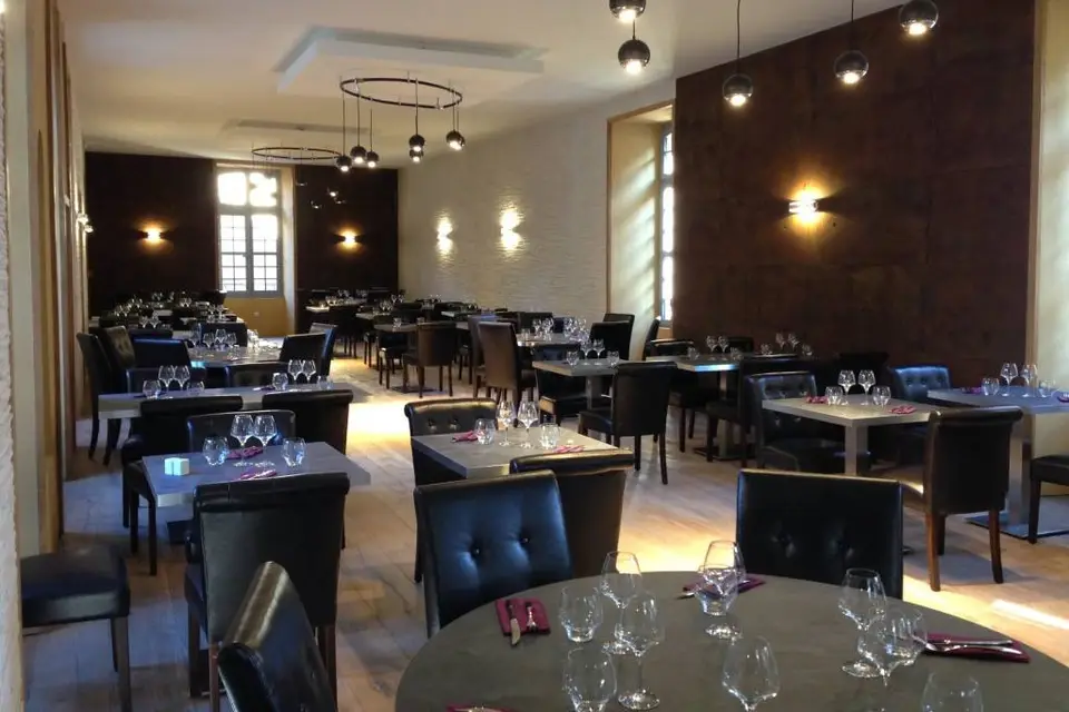 Hôtel Dieu — photo 8