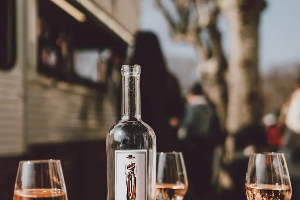 Le tube à vin — photo 3