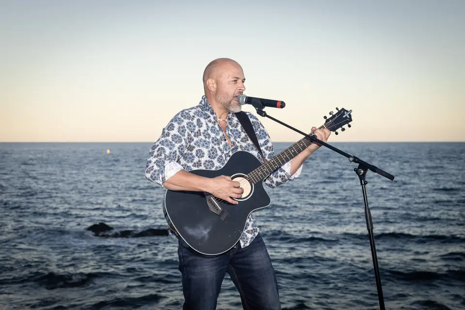 Ben Larsen — photo 5