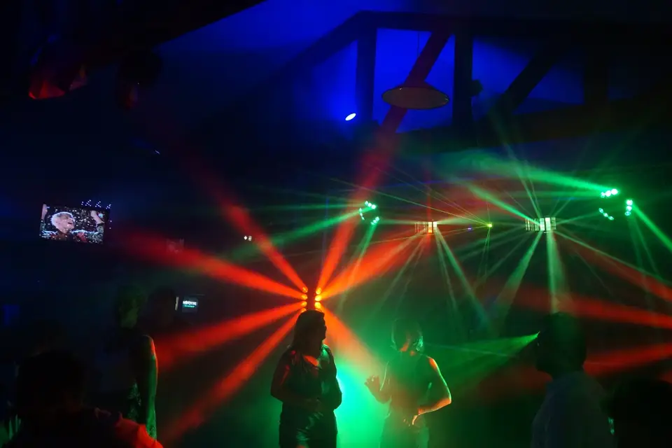 DJ ErikSon & LJ Adrien — photo 8