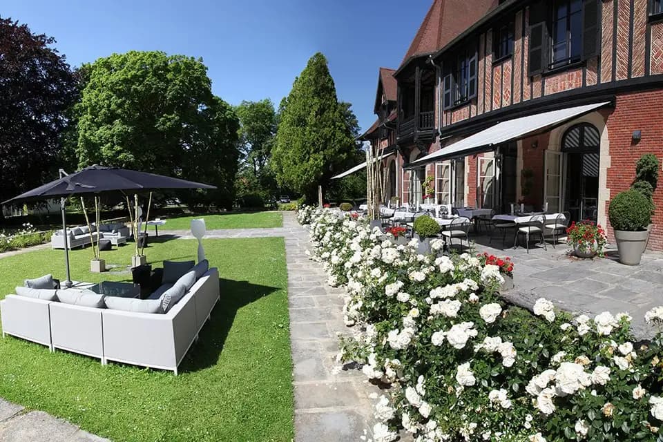 Le Manoir — photo 1