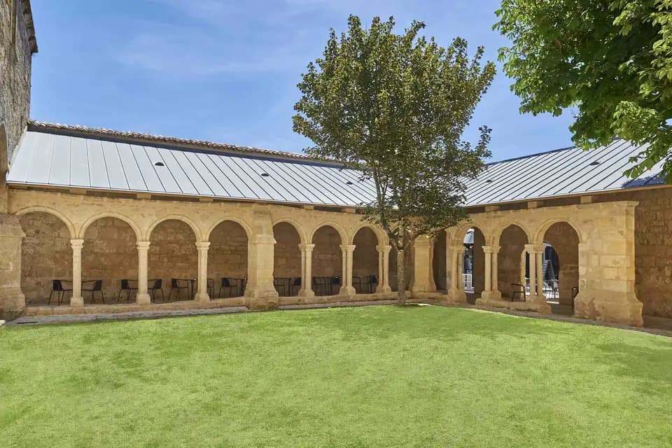 Les Cordeliers — photo 1