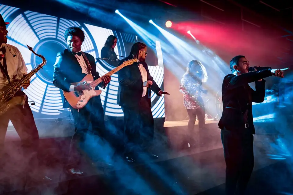 Seven Events — photo 8