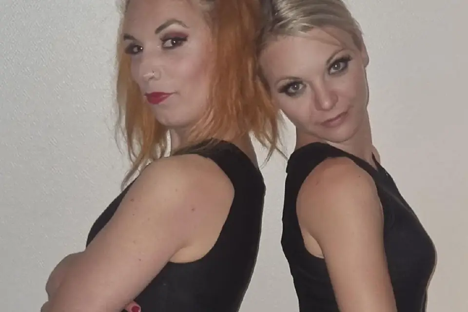 Girly's Duo — photo 1