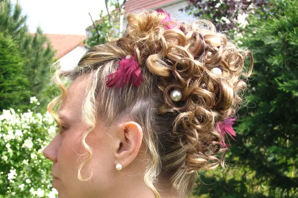 Embell'I — photo 6