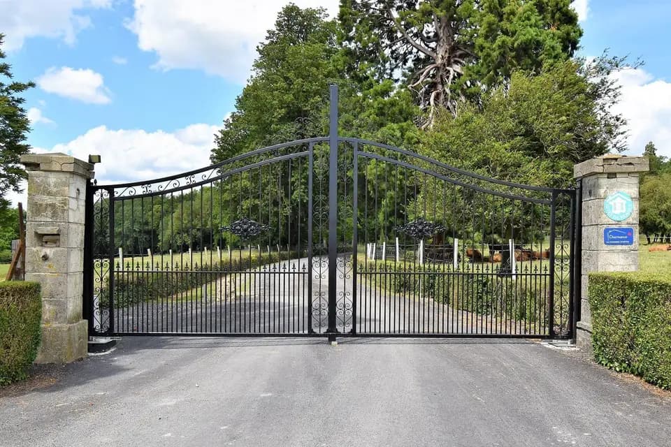 Château de Broyes — photo 1