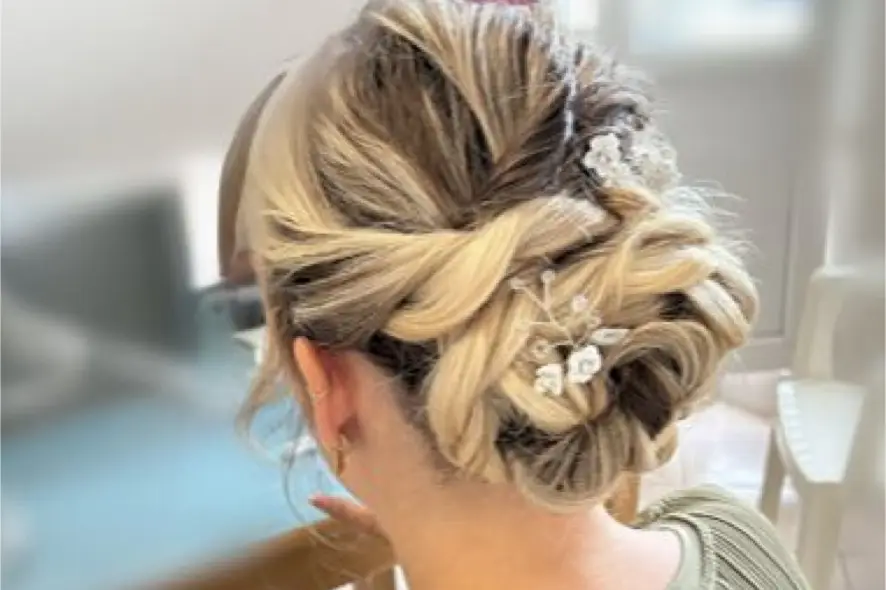 Chloé Hair Stylist — photo 4