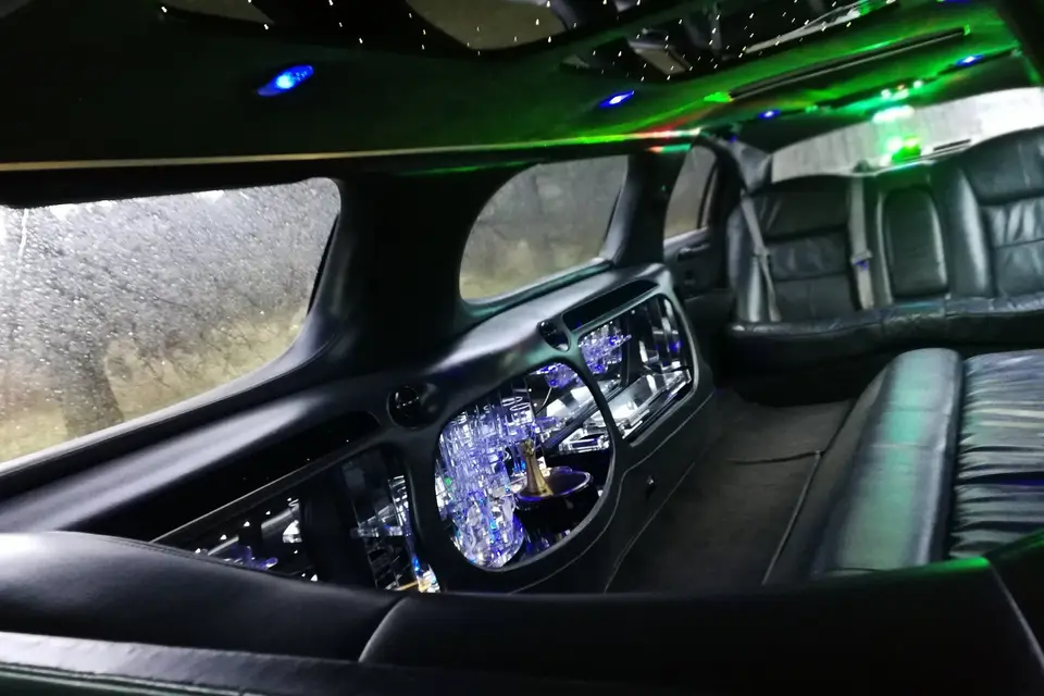 Attraktion Limousine — photo 1