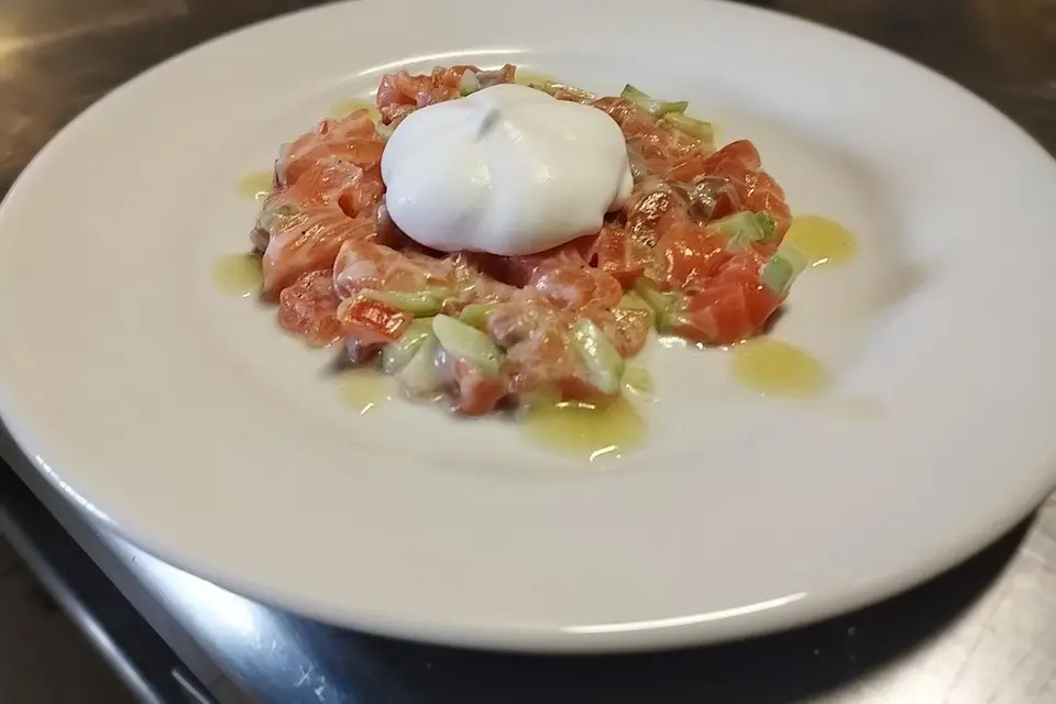 Island Caterer — photo 8