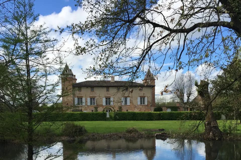 Château de Lalo — photo 1