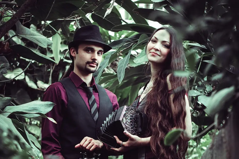 Becky & Cloud — photo 7