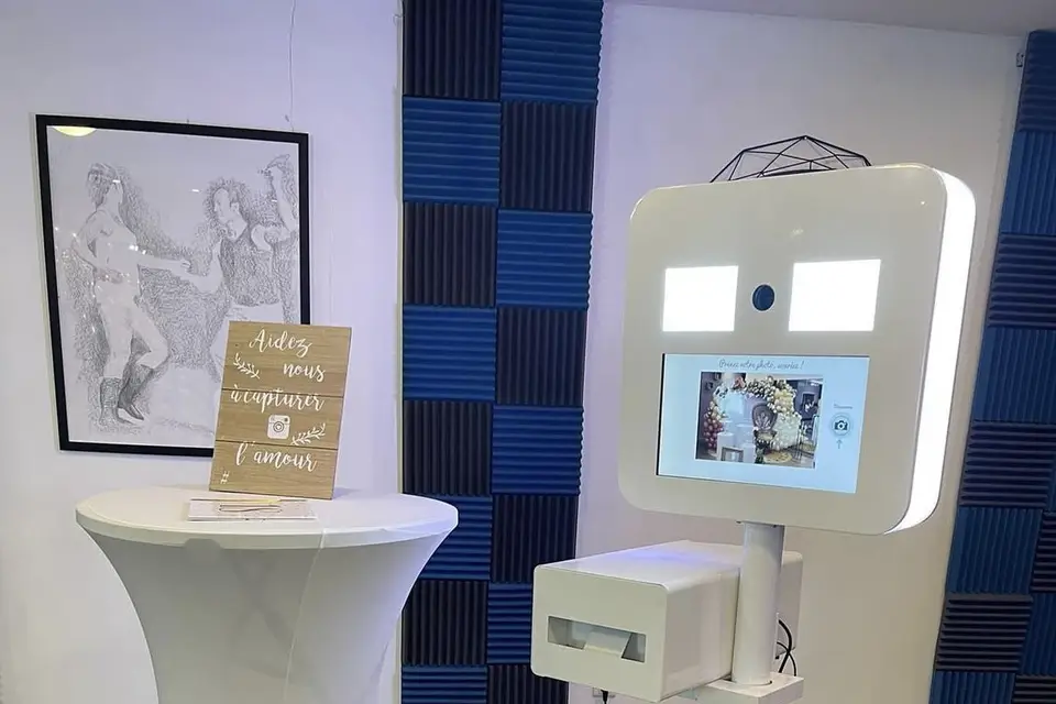 Smile Box — photo 3