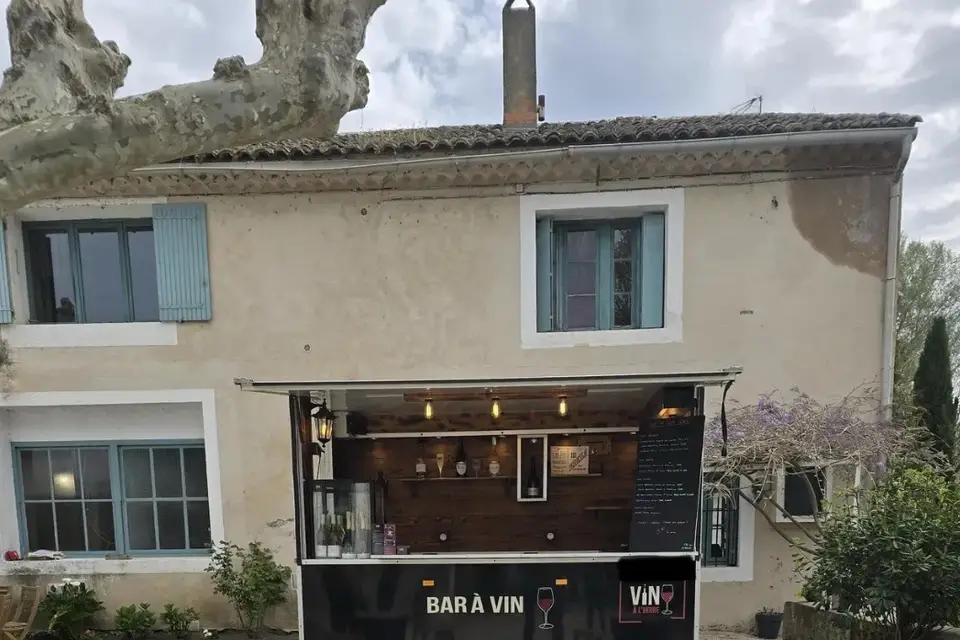 Vin à l'heure - Lukas Durand