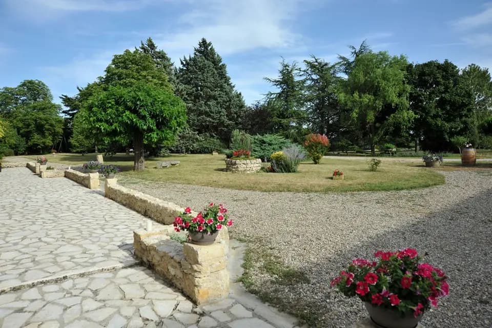 Terre Blanche — photo 3