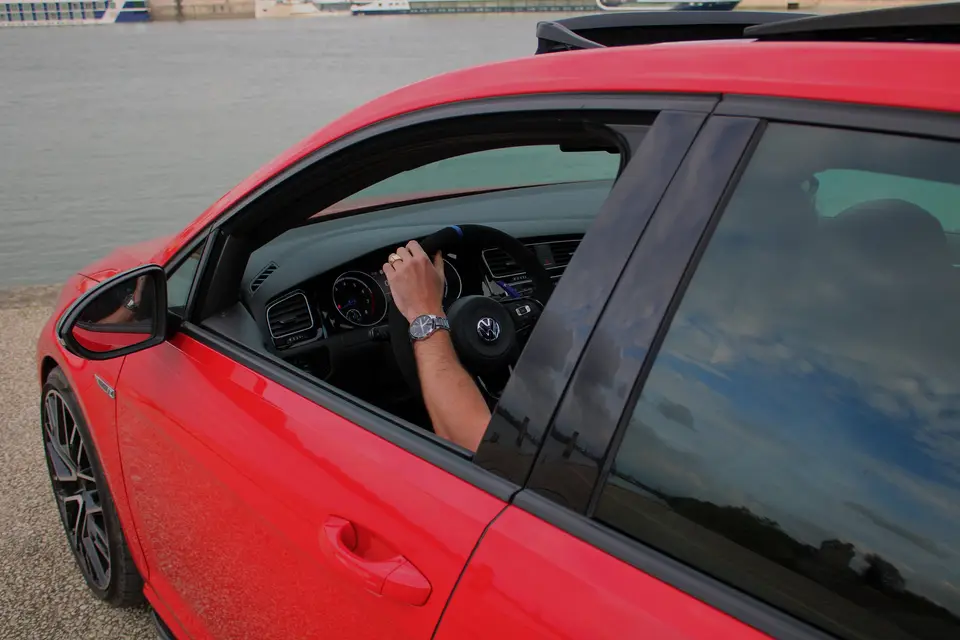 Garage de l'Avenir Volkswagen — photo 8