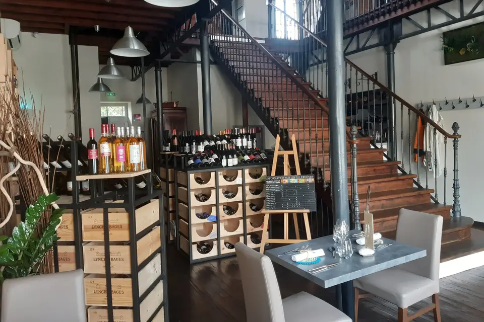 Restaurant Cave La Quincaillerie — photo 4