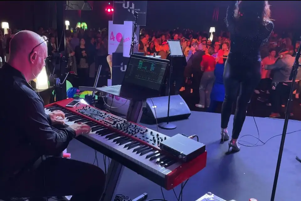 Alex and Sandra event’s group — photo 8