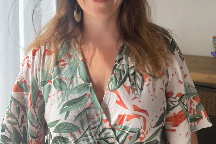 Chloé Makeup Nails — photo 8