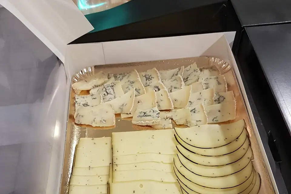 Food Truck Burger — photo 8