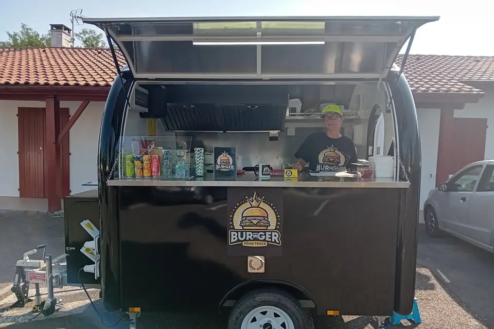 Food Truck Burger — photo 1