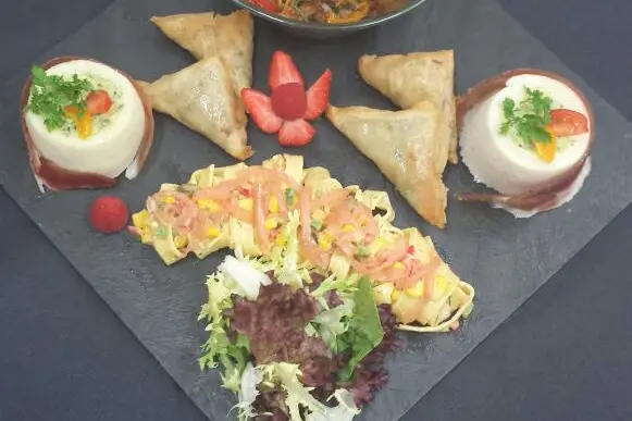 A Table ! — photo 6