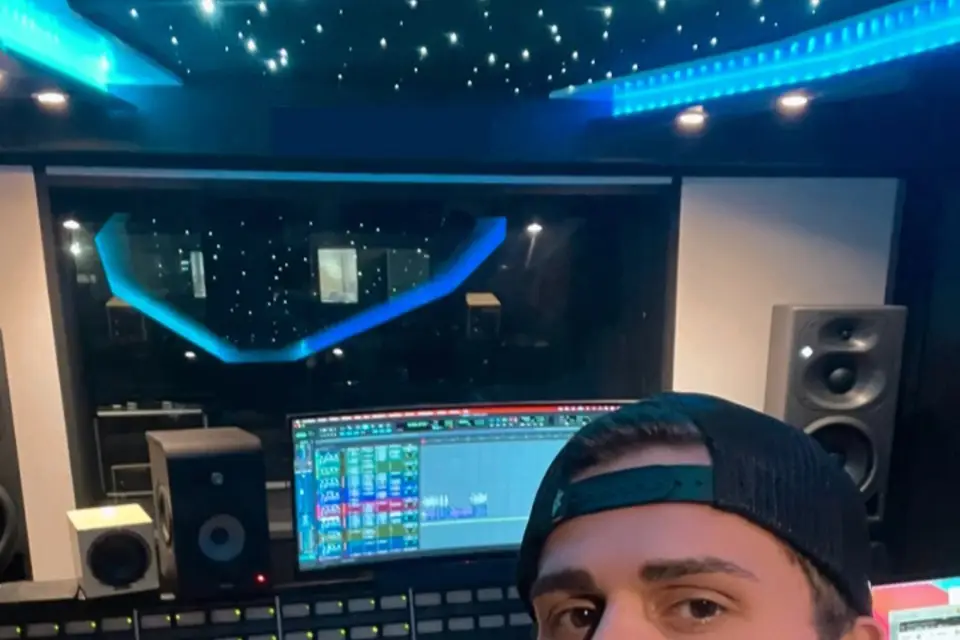 Julien Chris — photo 5