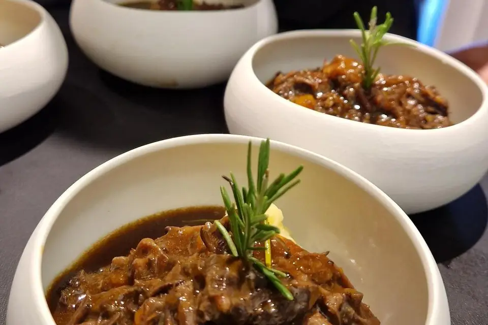 Famille Leone Traiteur — photo 4