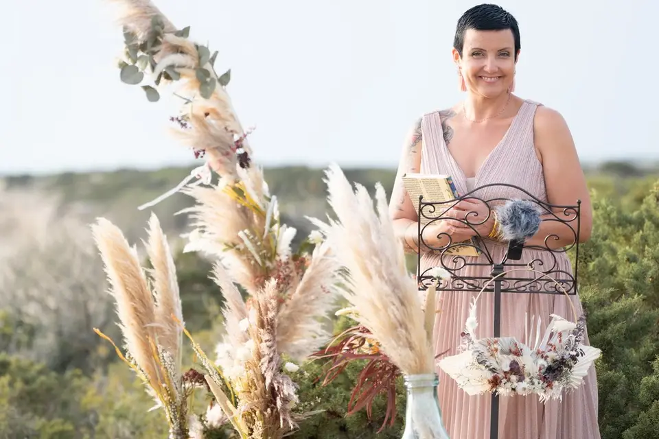 Amandine M - Officiante de Cérémonie Laïque — photo 2