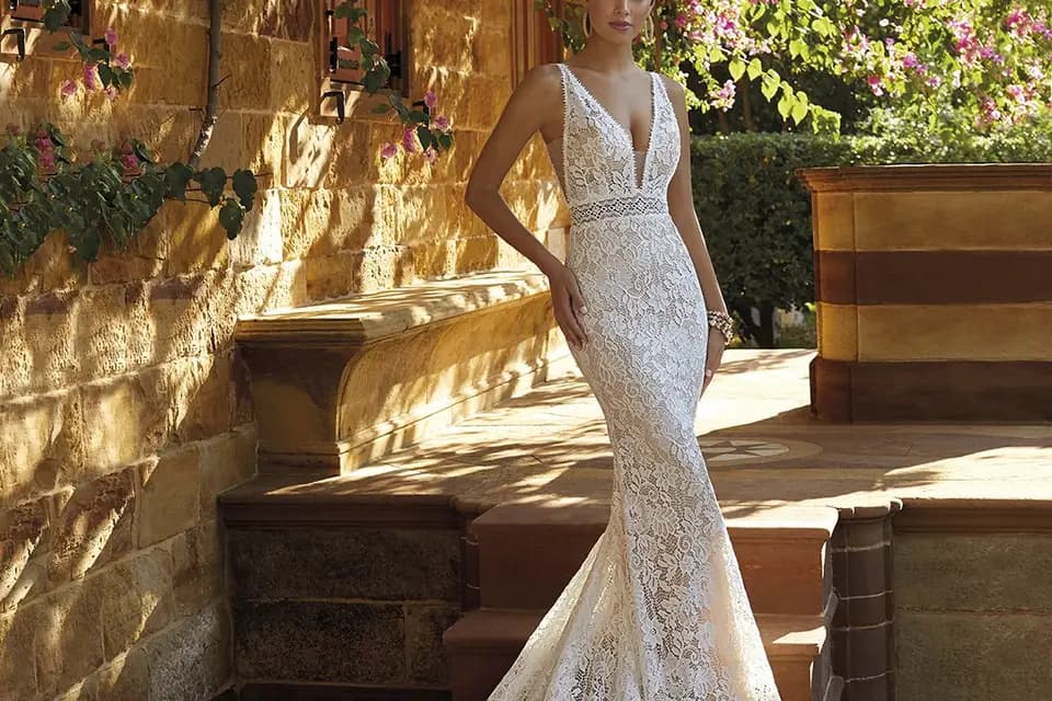 Vickie and Man — photo 2