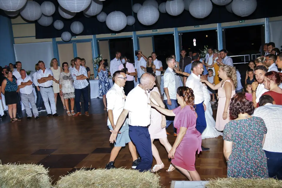 Clin d’œil animation — photo 2