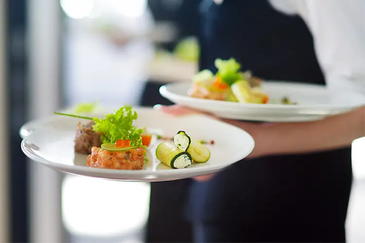 Midi Moins Le Quart — photo 2