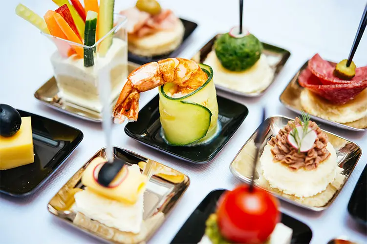 Midi Moins Le Quart — photo 5