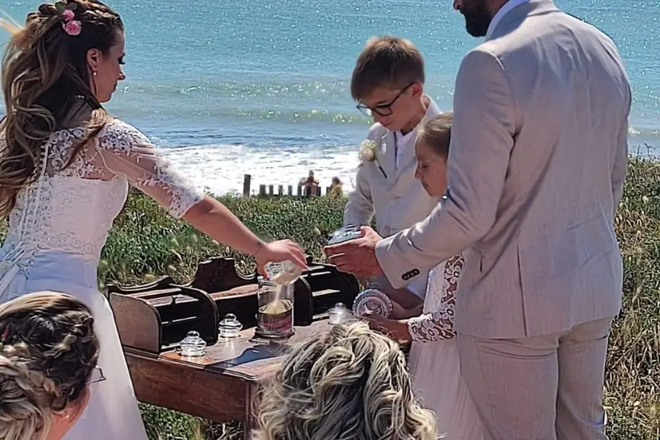 On my wedding day — photo 7