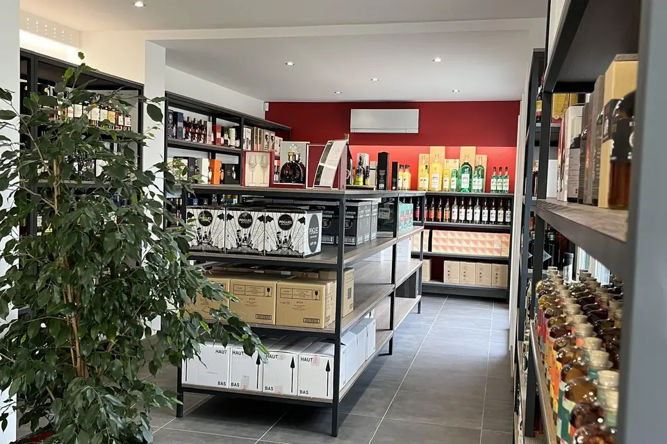 La Cave By A.W. — photo 6