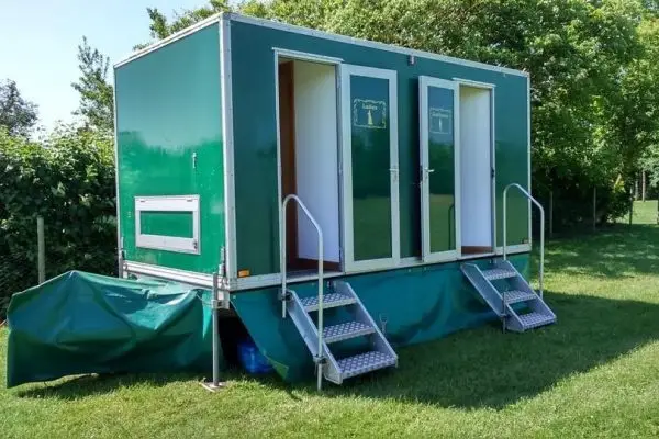 Toilettes Chic — photo 1