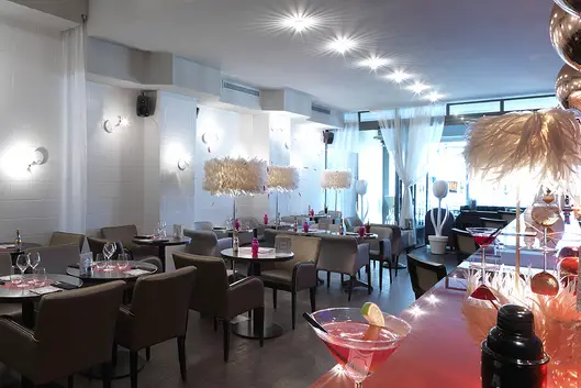 Môm Paris — photo 2