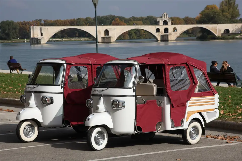 Provence Tuk Tuk Tour — photo 1