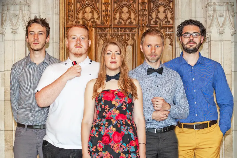 One More Kiss — photo 2