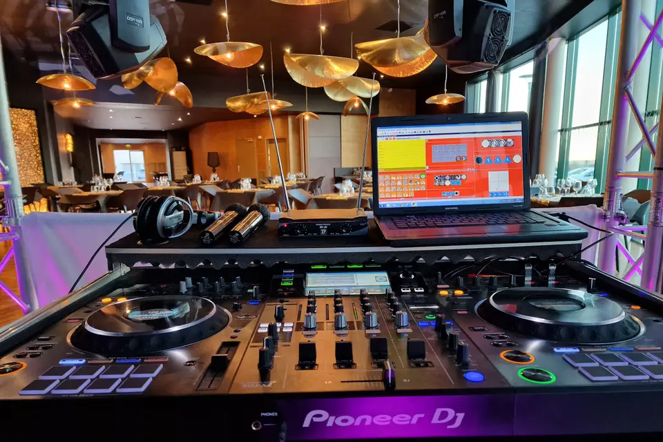 Disco Mobile Equalizer — photo 1